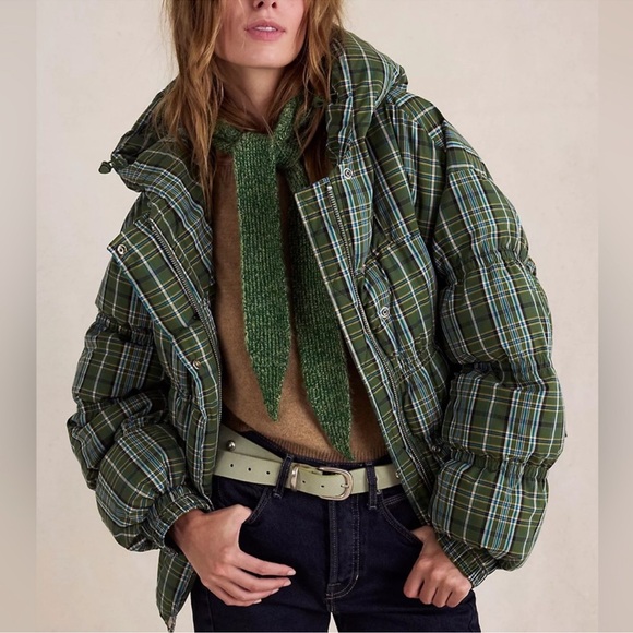 Free People Jackets & Blazers - New w/ Flaw Free People Party Of One Puffer Jacket in Olive Green Plaid Combo